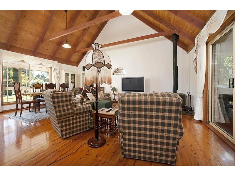 9 Tinarra Close, Lilli Pilli NSW 2536