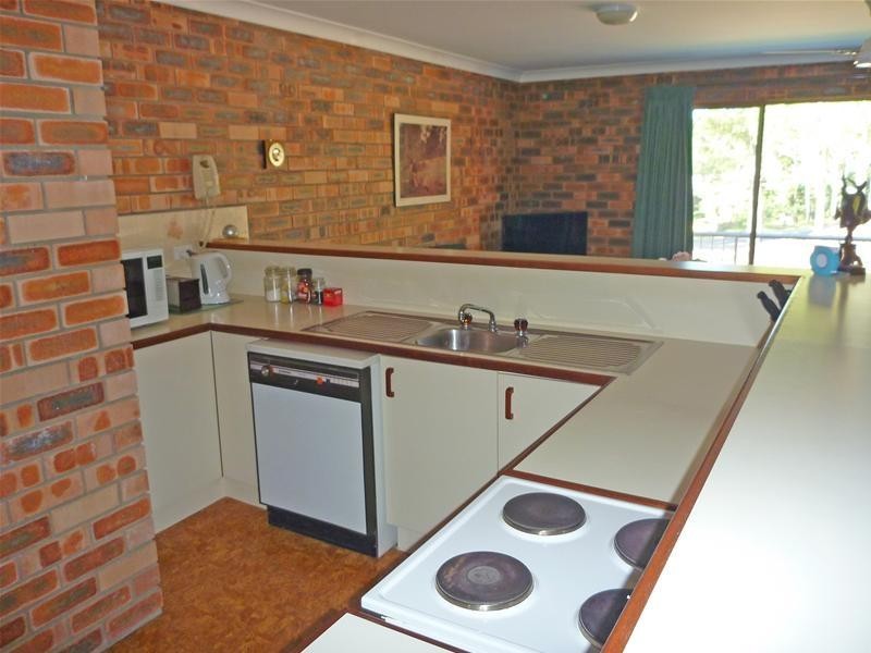 11/692-696 Beach Road, Surf Beach NSW 2536