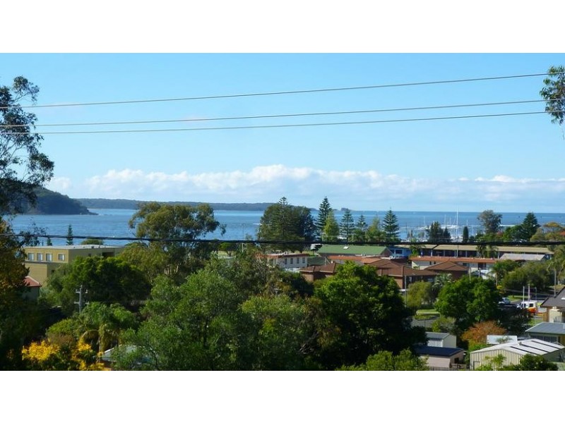 8 Pacific Street, Batemans Bay NSW 2536