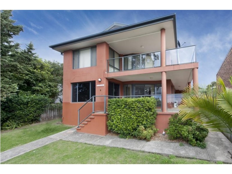 8 Pacific Street, Batemans Bay NSW 2536