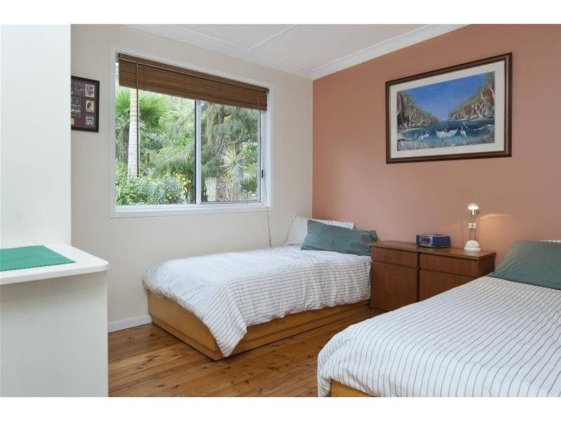 5 Fairley Street, Depot Beach NSW 2536