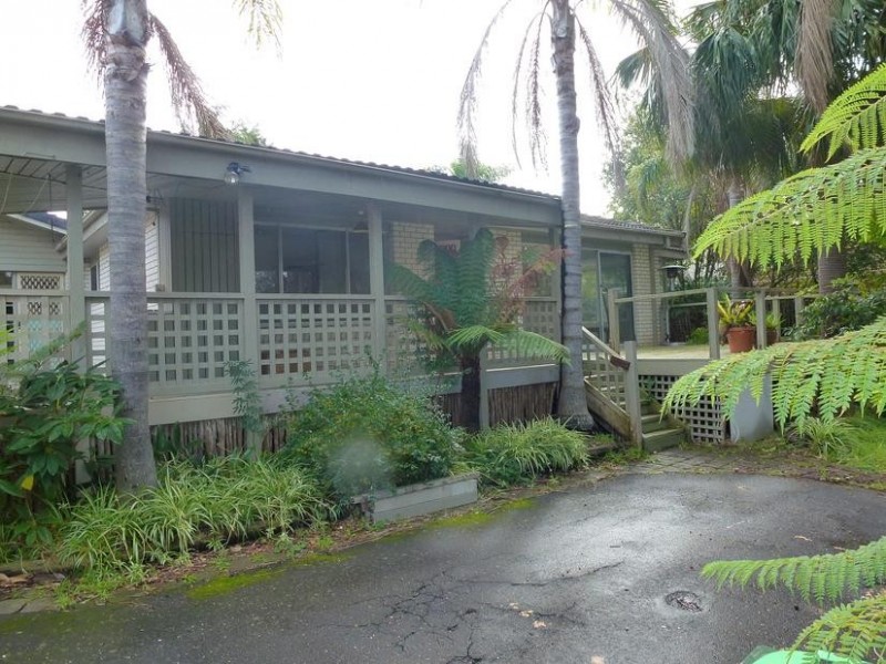57 Eric Fenning Drive, Surf Beach NSW 2536