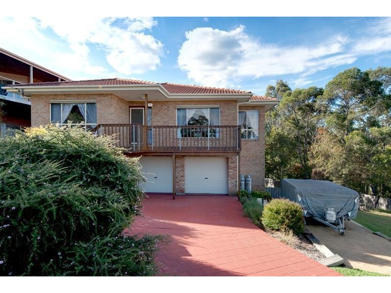 16 Penthouse Place, North Batemans Bay NSW 2536