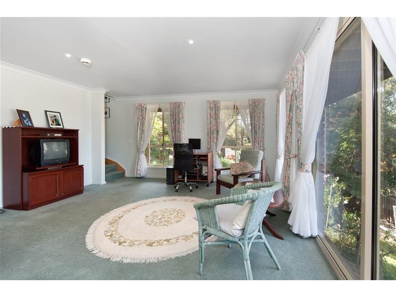 16 Penthouse Place, North Batemans Bay NSW 2536