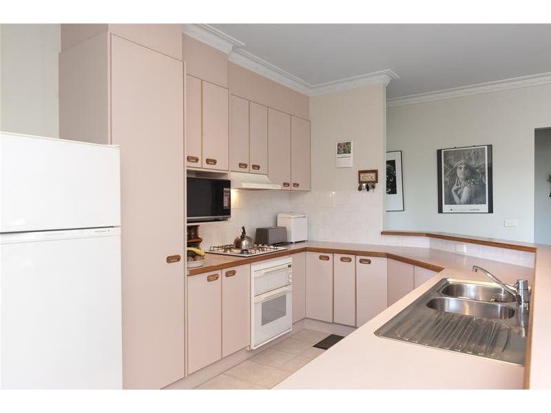 16 Penthouse Place, North Batemans Bay NSW 2536