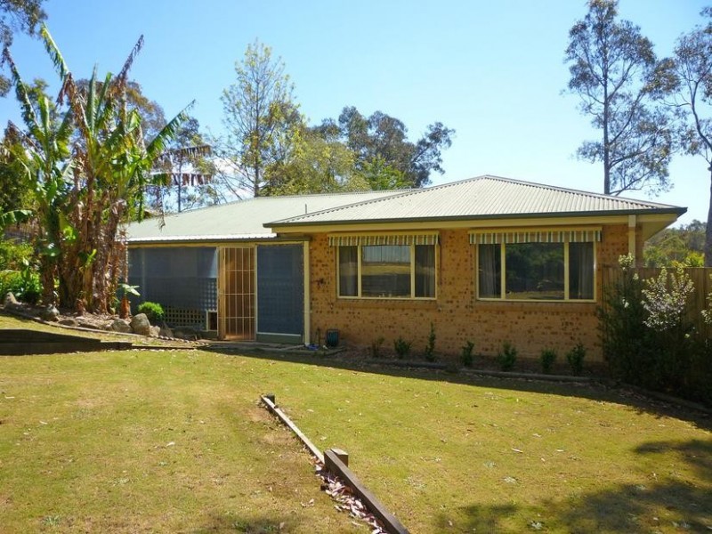 41 Karoola Crescent, Surfside NSW 2536