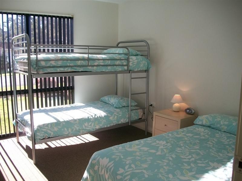 1/30 Myamba Parade, Surfside NSW 2536