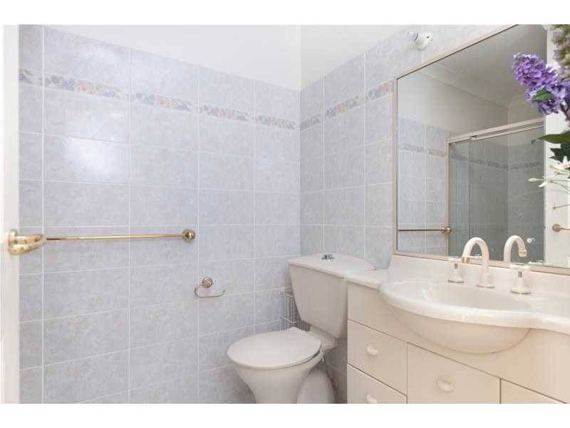 4/6 Edgewood Place, Denhams Beach NSW 2536