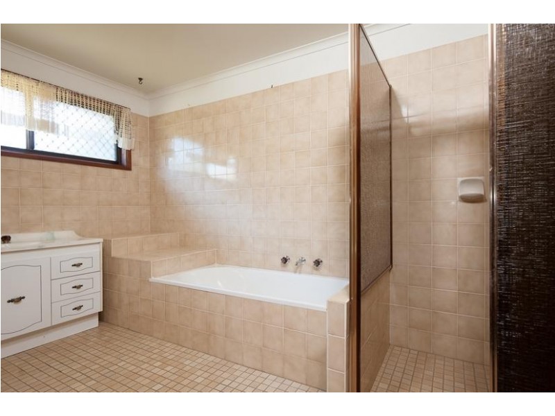 55 Pacific Road, Surf Beach NSW 2536