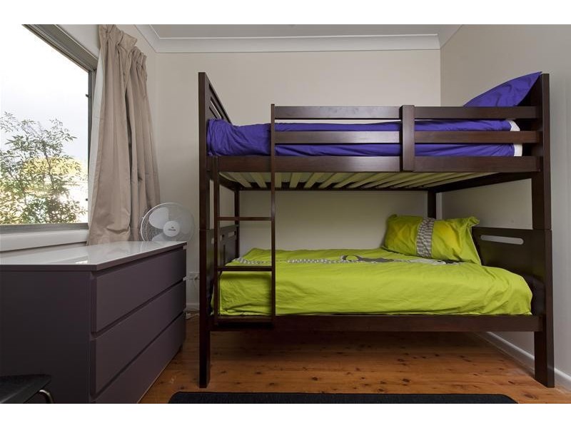 94 Smith Street, Broulee NSW 2537