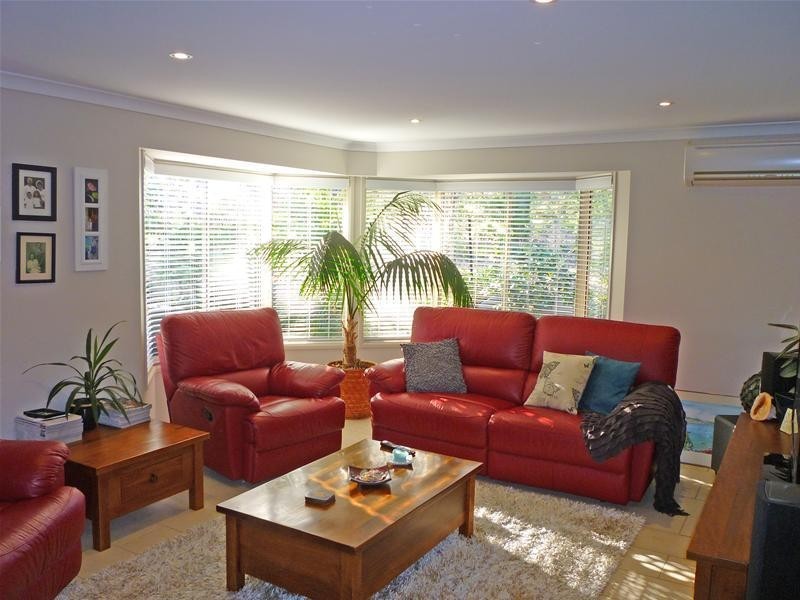 17 Batman Place, Sunshine Bay NSW 2536