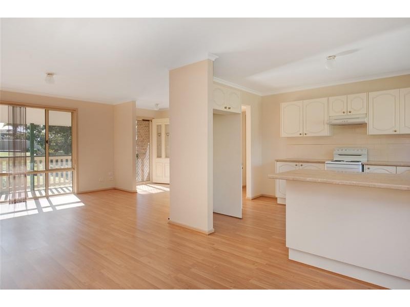 15 Wentworth Avenue, Sunshine Bay NSW 2536