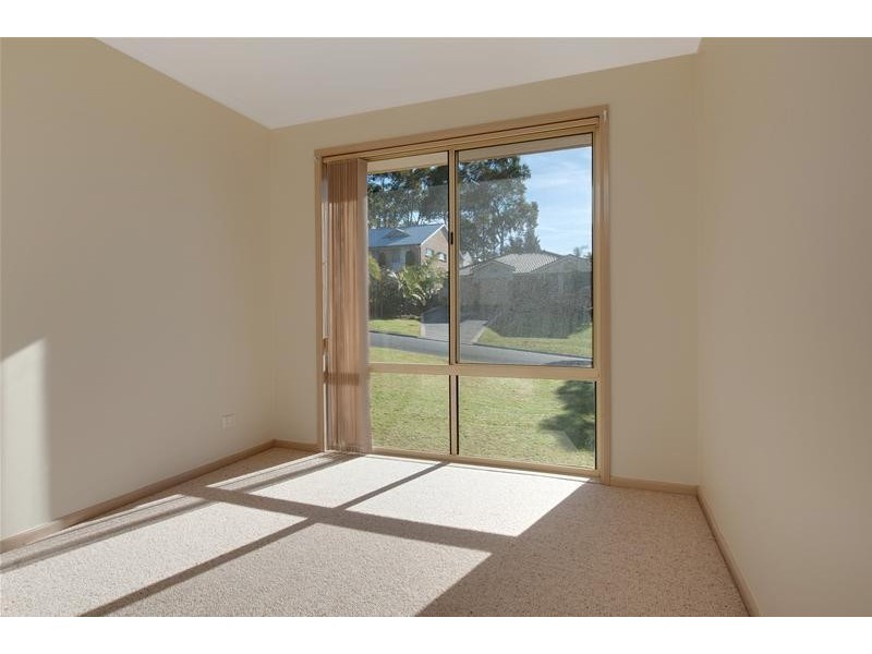 15 Wentworth Avenue, Sunshine Bay NSW 2536