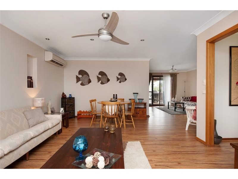 22 Eric Fenning Drive, Surf Beach NSW 2536