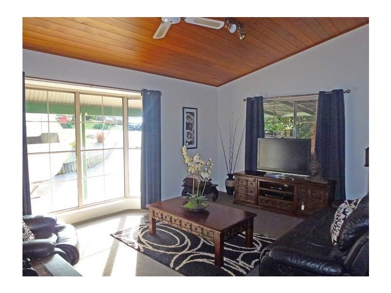 23 Thomas Mitchell Crescent, Sunshine Bay NSW 2536