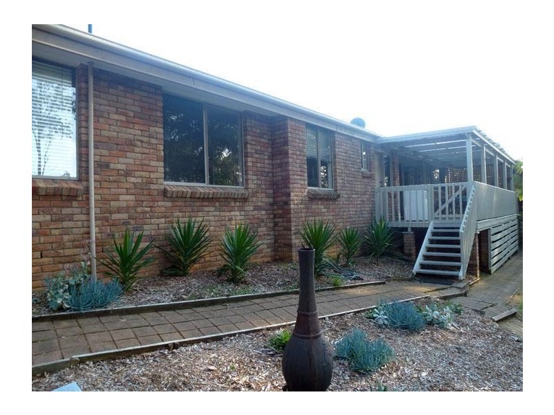 23 Thomas Mitchell Crescent, Sunshine Bay NSW 2536