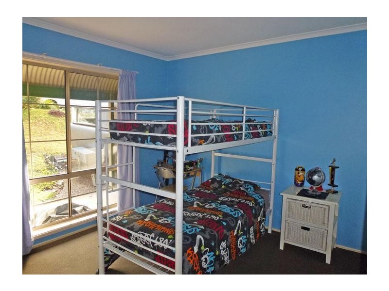 23 Thomas Mitchell Crescent, Sunshine Bay NSW 2536