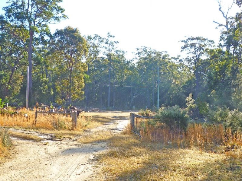 25 Old Mossy Point Road, Jeremadra NSW 2536