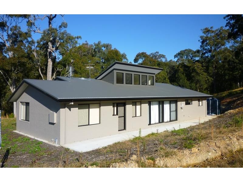 19 Cors Parade, North Batemans Bay NSW 2536