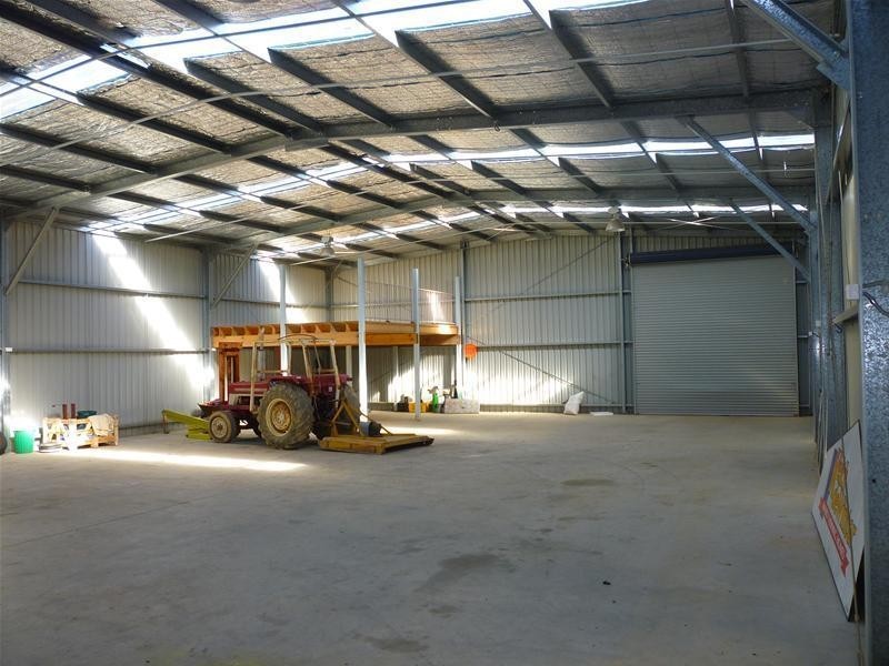 19 Cors Parade, North Batemans Bay NSW 2536