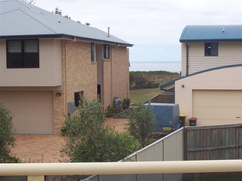 2/58 Sandy Place, Long Beach NSW 2536