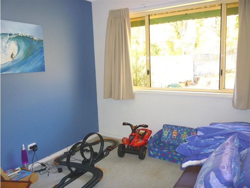 41 Karoola Crescent, Surfside NSW 2536