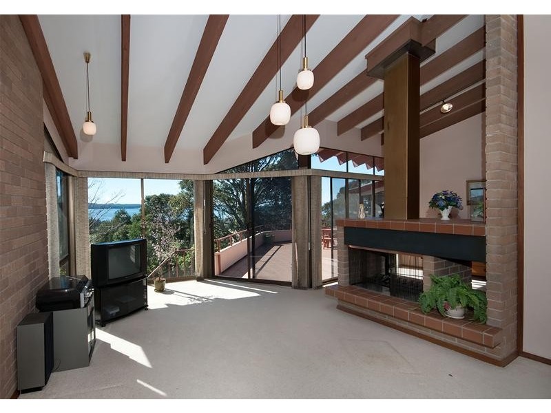 27 Ridge Street, Catalina NSW 2536