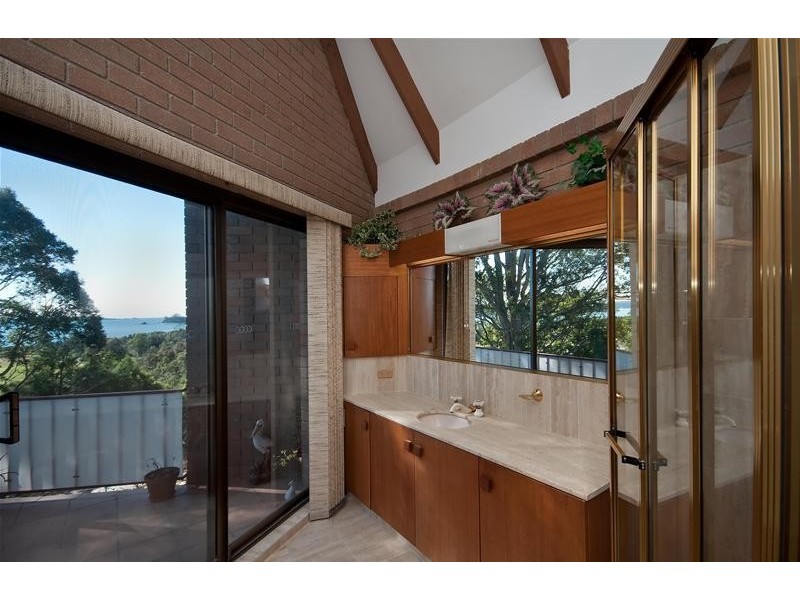 27 Ridge Street, Catalina NSW 2536