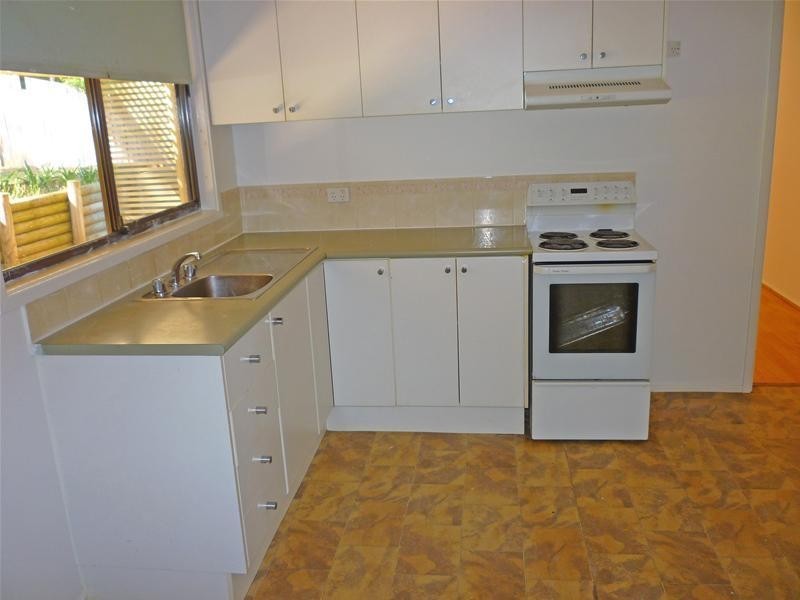 21 Clare Crescent, Batehaven NSW 2536
