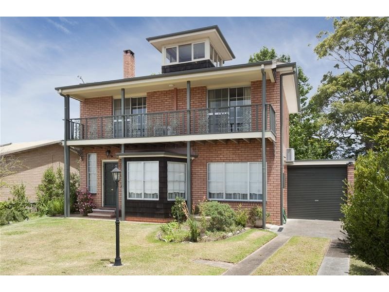 32 Ocean Road, Batehaven NSW 2536