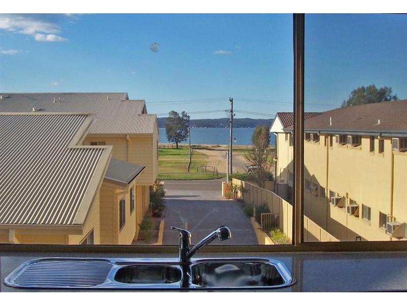 10/224 Beach Road, Batehaven NSW 2536