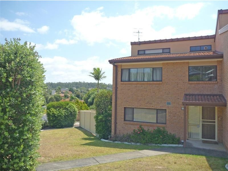 12/2 Eric Fenning Drive, Surf Beach NSW 2536