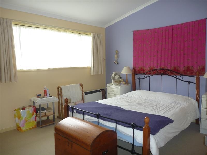 12/2 Eric Fenning Drive, Surf Beach NSW 2536