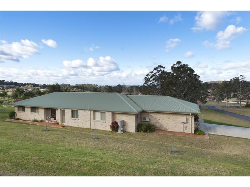 197 George Bass Drive, Surf Beach NSW 2536