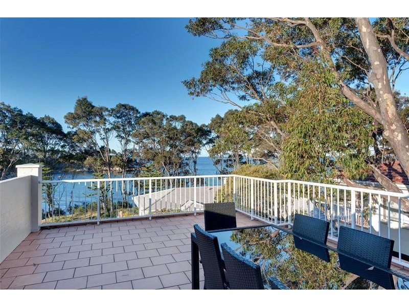 8/10 Edgewood Place, Denhams Beach NSW 2536