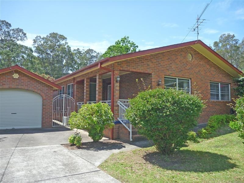 35 Christopher Crescent, Batehaven NSW 2536