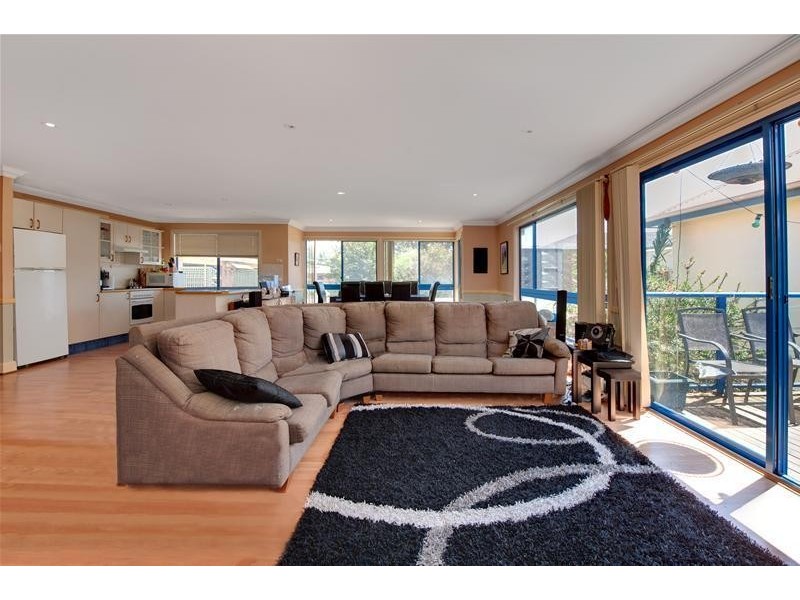 3/376 Beach Road, Batehaven NSW 2536