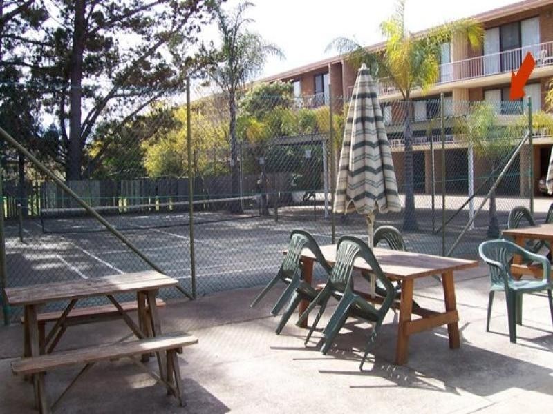 1/2 Matthew Parade, Batehaven NSW 2536