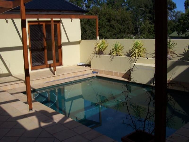 398 Beach Road, Batehaven NSW 2536