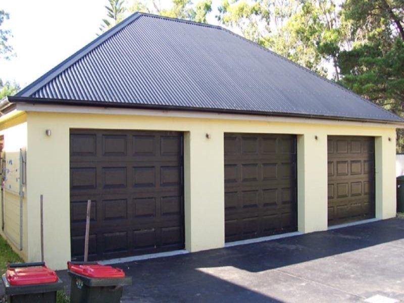 398 Beach Road, Batehaven NSW 2536