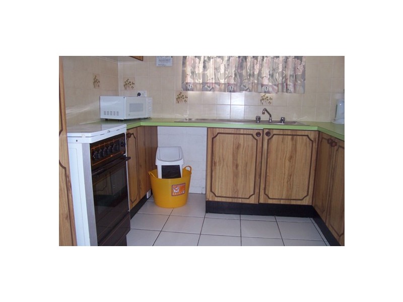 3/2 Matthew Parade, Batehaven NSW 2536