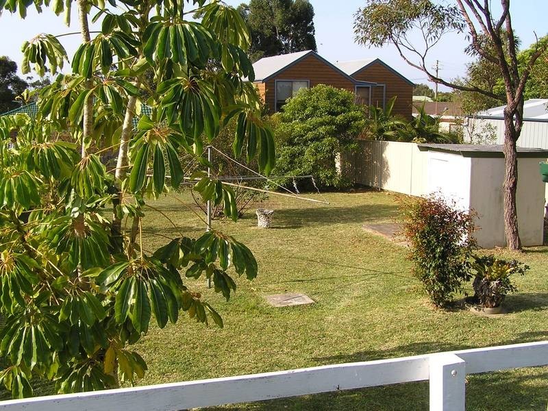 28 Carlton Crescent, Culburra Beach NSW 2540