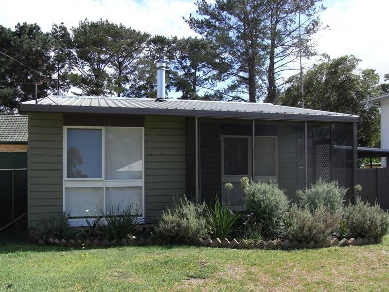 20 Watts Road, Callala Beach NSW 2540