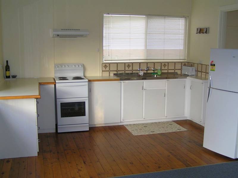 15 Wren Street, Culburra Beach NSW 2540