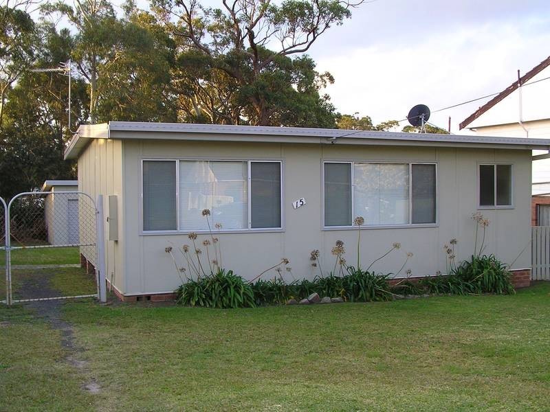 15 Wren Street, Culburra Beach NSW 2540