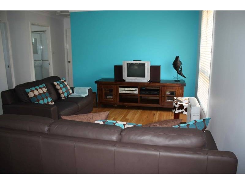 10 Mitchell Road, Callala Bay NSW 2540