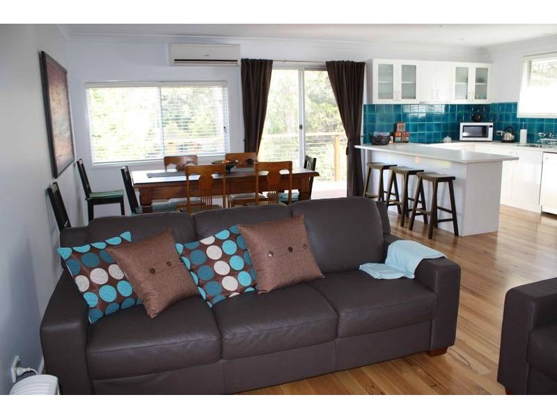 10 Mitchell Road, Callala Bay NSW 2540