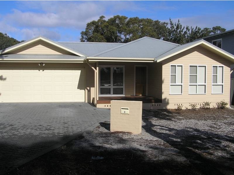 9 Sandlewood Cove, Callala Beach NSW 2540
