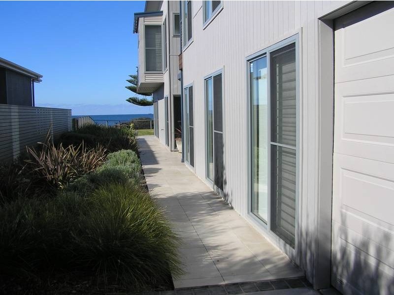 19 Quay Road, Callala Beach NSW 2540