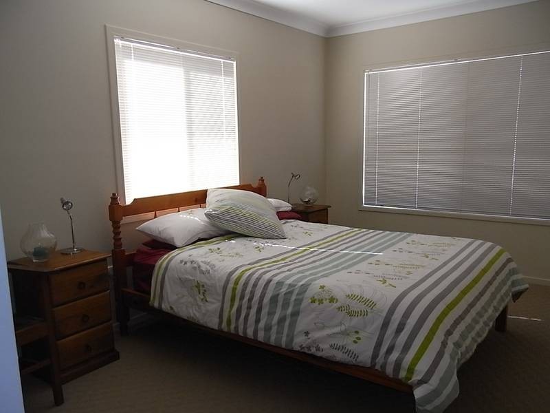 10 Quay Road, Callala Beach NSW 2540